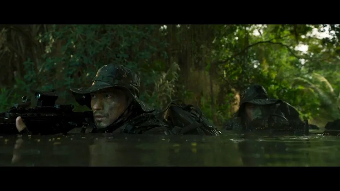 孫藝珍&玄彬首次合作的電影《協商/智命談判/極智對決》，美女警花，一人掀翻半個國家！