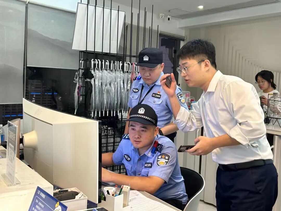 坡子街派出所:奋力书写"烟火气"里的民生答卷