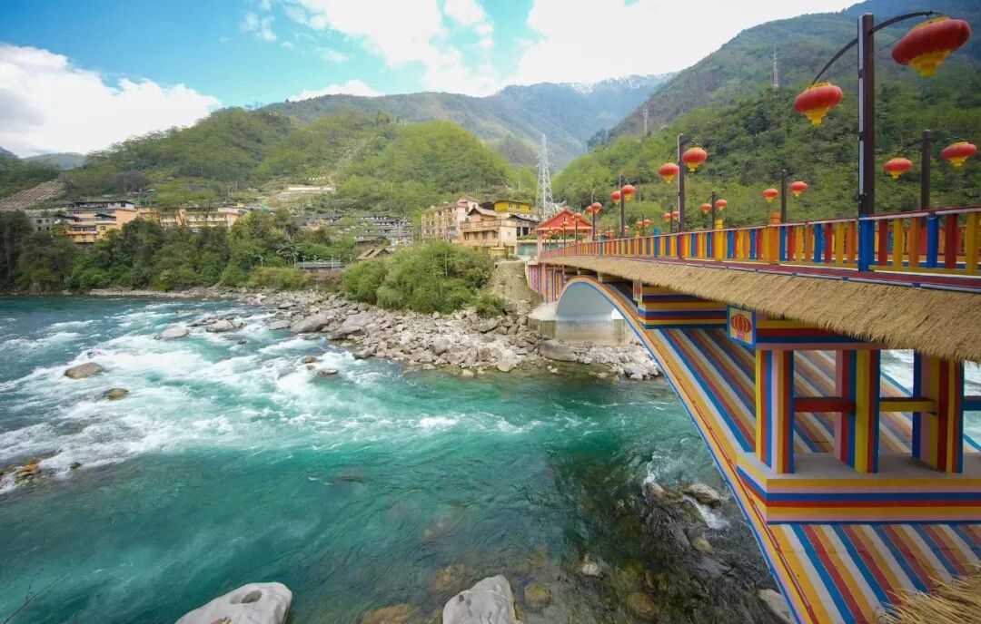 牢记嘱托接续奋斗独龙江上春风暖不负春光更前行