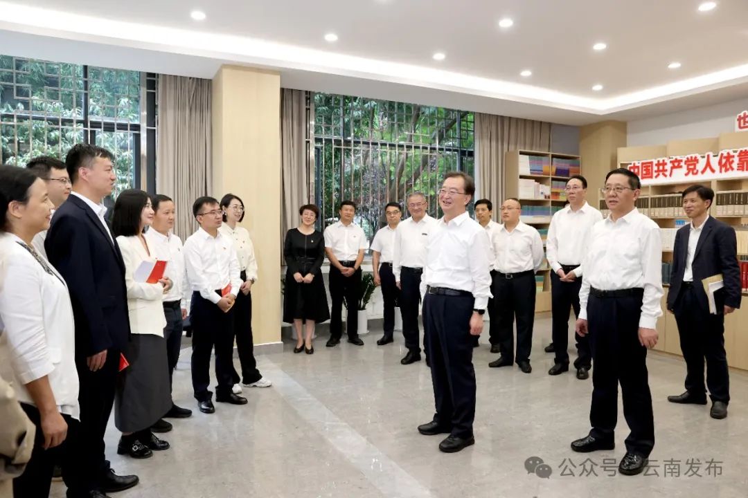 王寧王予波到高校、特教沐鸣3調研 向全省廣大教師和教育工作者致以節日祝賀和誠摯問候