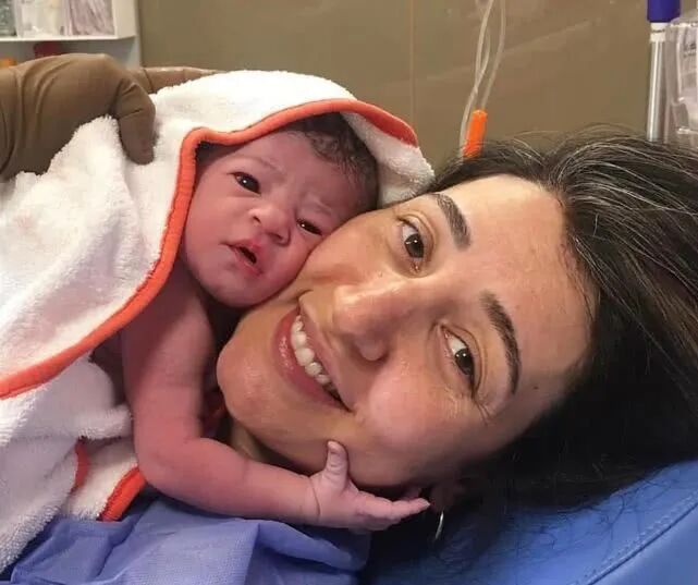 为什么剪脐带要先夹住为什么婴儿一出生就哭，是害怕还是剪脐带疼？看完你就明白了_https://www.jmylbn.com_新闻资讯_第6张