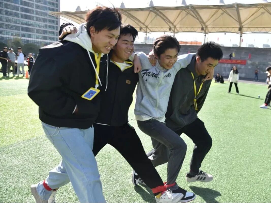 微信图片_2025-10-24_142848_412.jpg