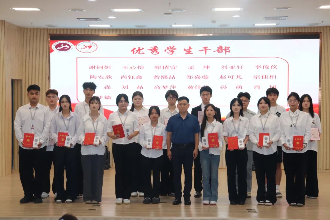 微信图片_20250911192700_50_375.jpg