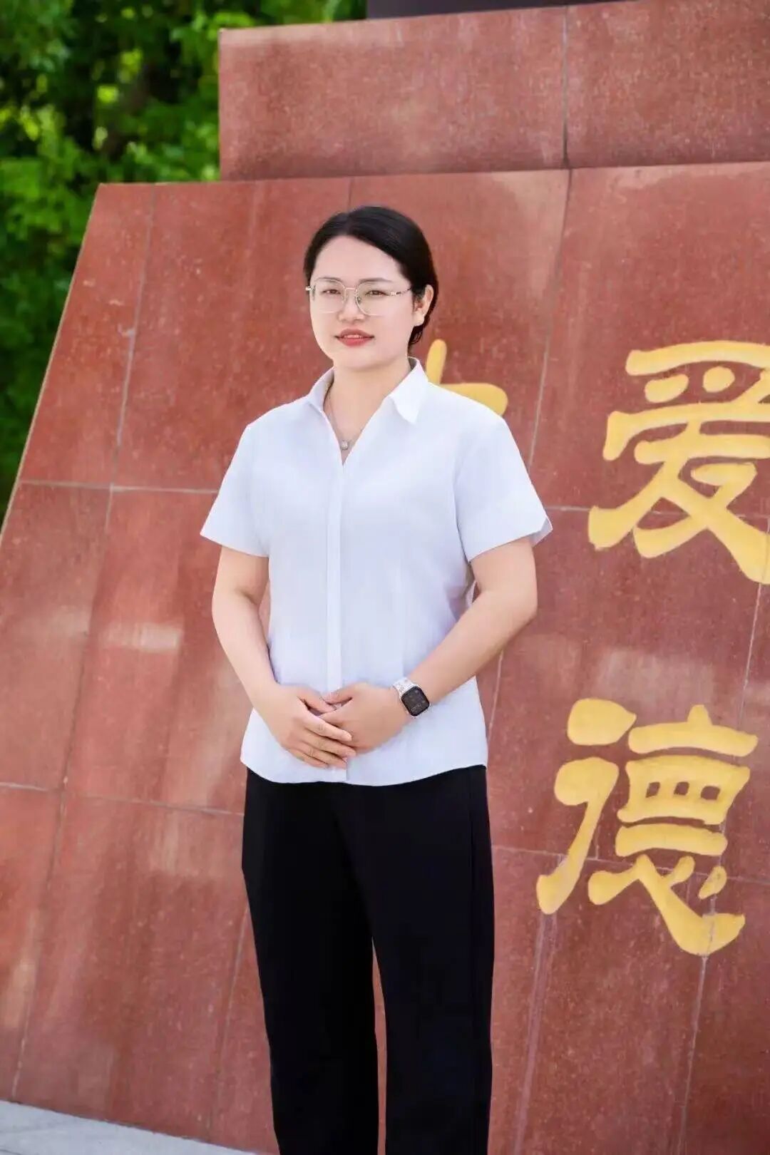 邵利华.jpg