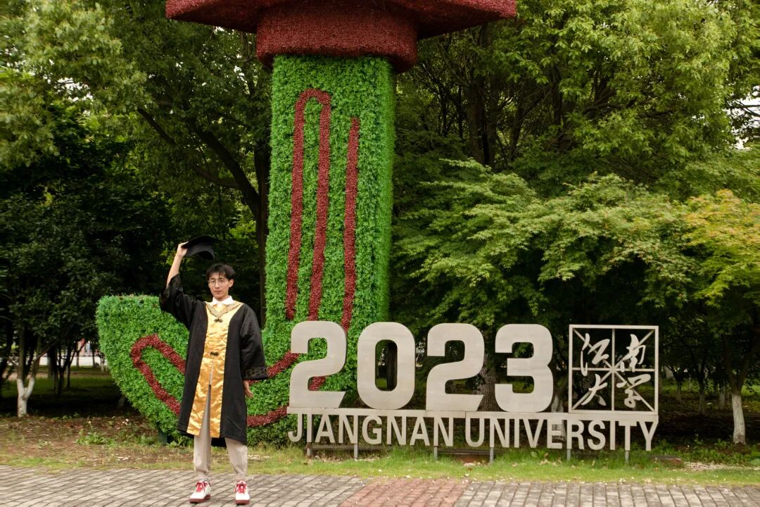 愿有岁月来日再聚首故人相聚也自有方