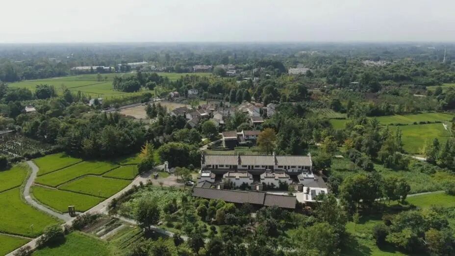 “小院經(jīng)濟(jì)”，推動鄉(xiāng)村文旅流量，小空間大產(chǎn)能(圖2)