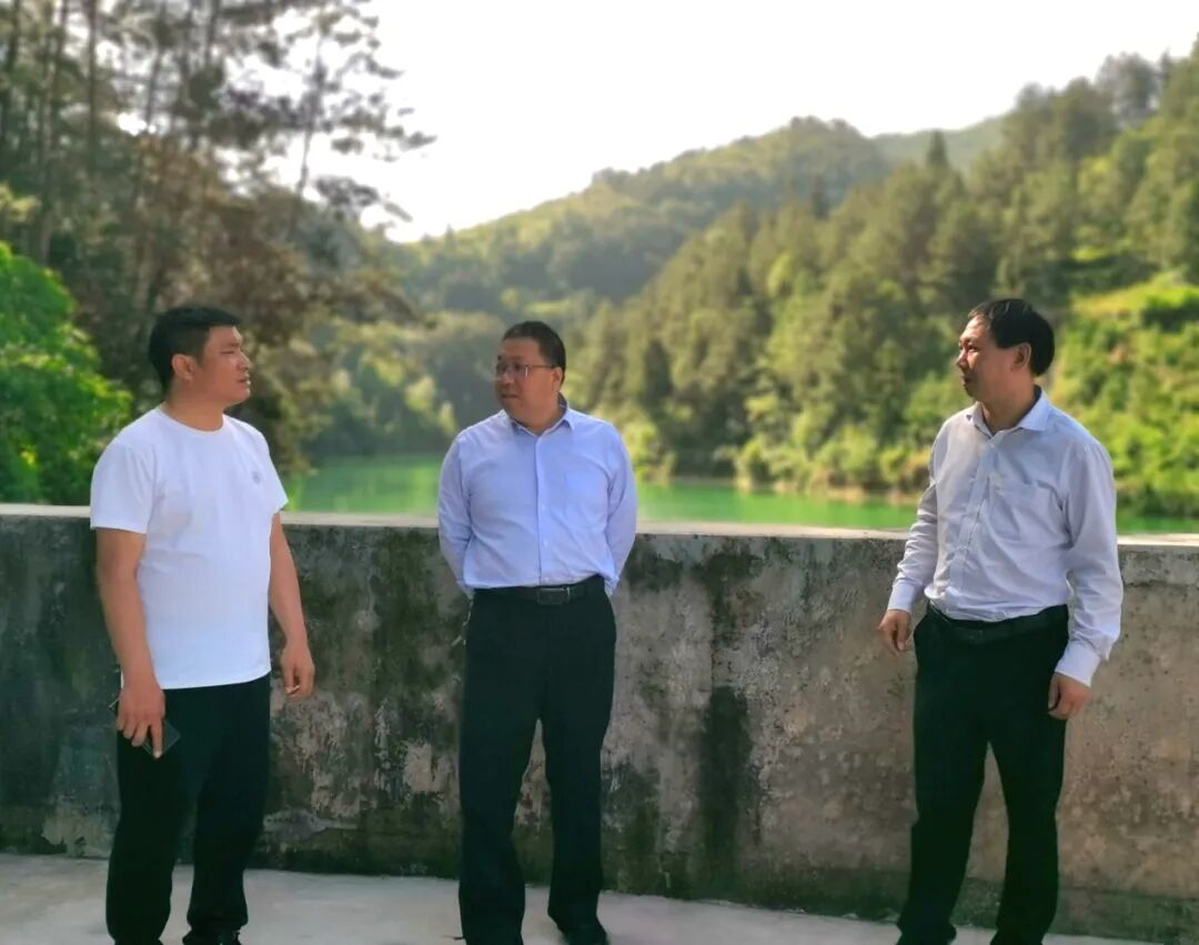 田杰督导检查生态环境保护和防汛减灾工作