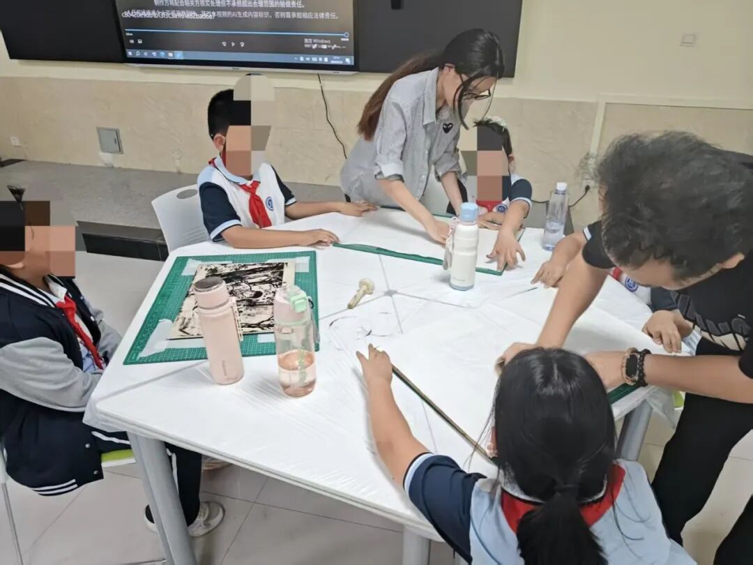 【教育学院·学院快讯】研学启新，筑梦前行｜雄安容西望泉小学走进保定理工学院开展研学之旅