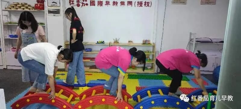 不会感统训练，怎么算是合格的家庭早教师？