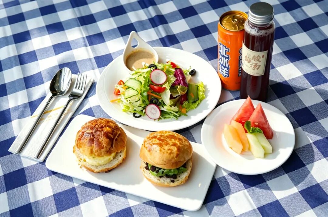 菠萝包套餐.jpg