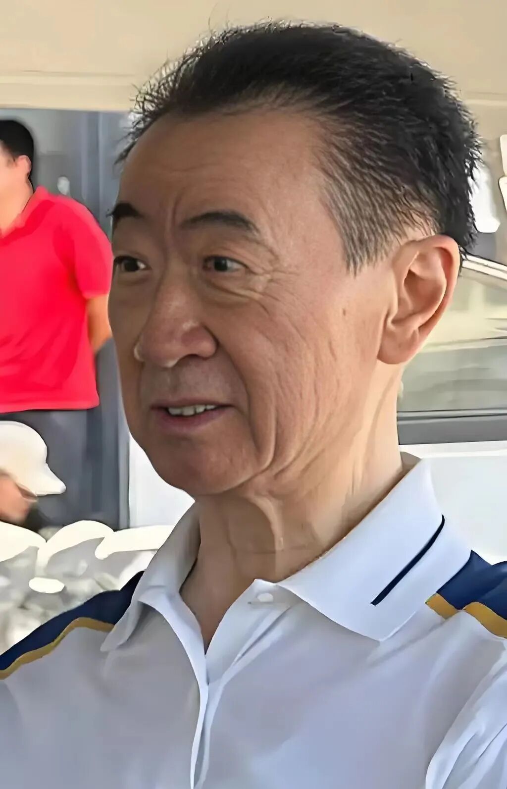 王健林"限高"措施已取消,从谈笑赚“一个亿小目标”，到被“一个亿小目标”难到，王健..