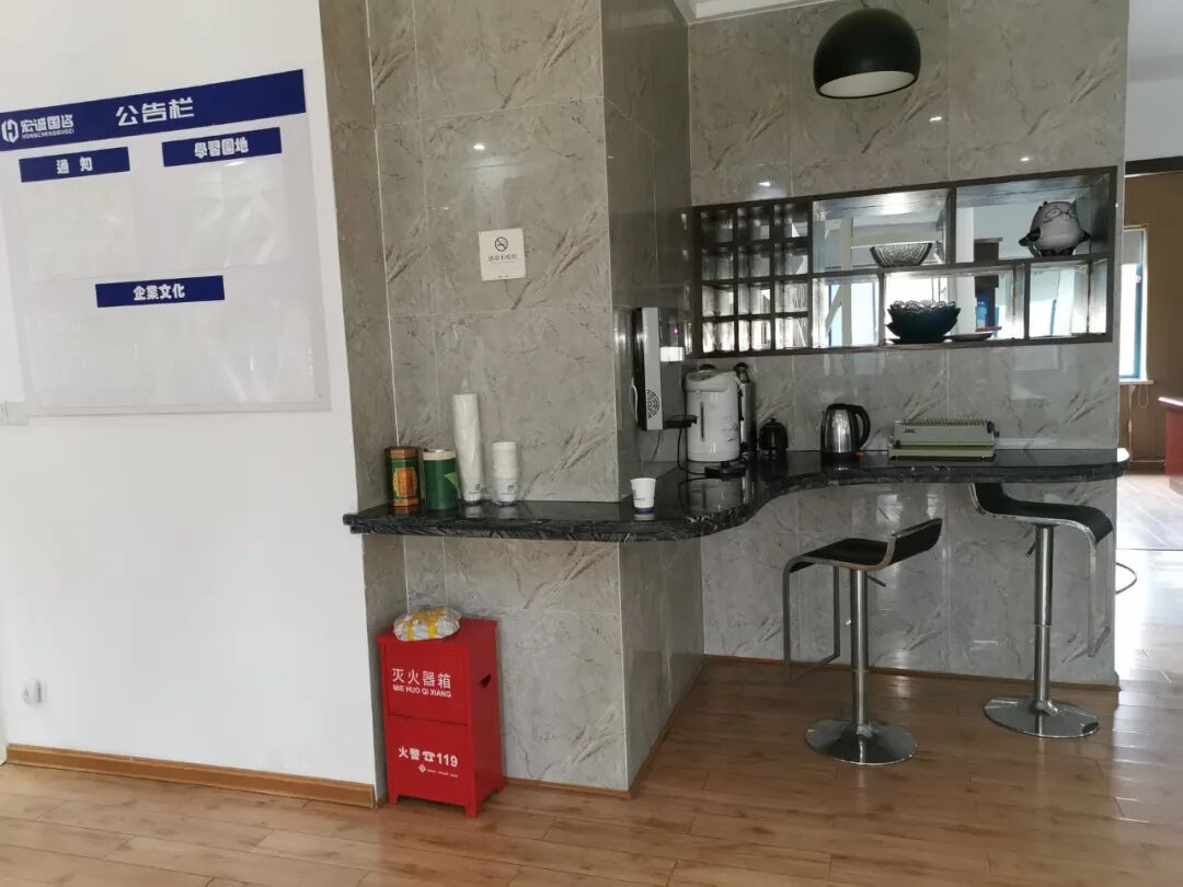 办公场所租_重庆个人办公租办公位_办公场所装修