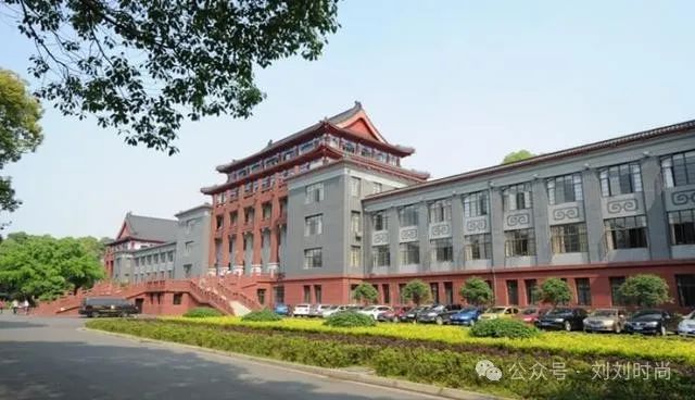 石油排名大学前十名_关于石油大学排名_石油大学排名