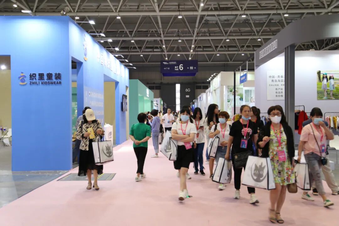  &ldquo;全新潮代 童领未来&rdquo;--第五届中国童装产业博览会在佛山开幕！