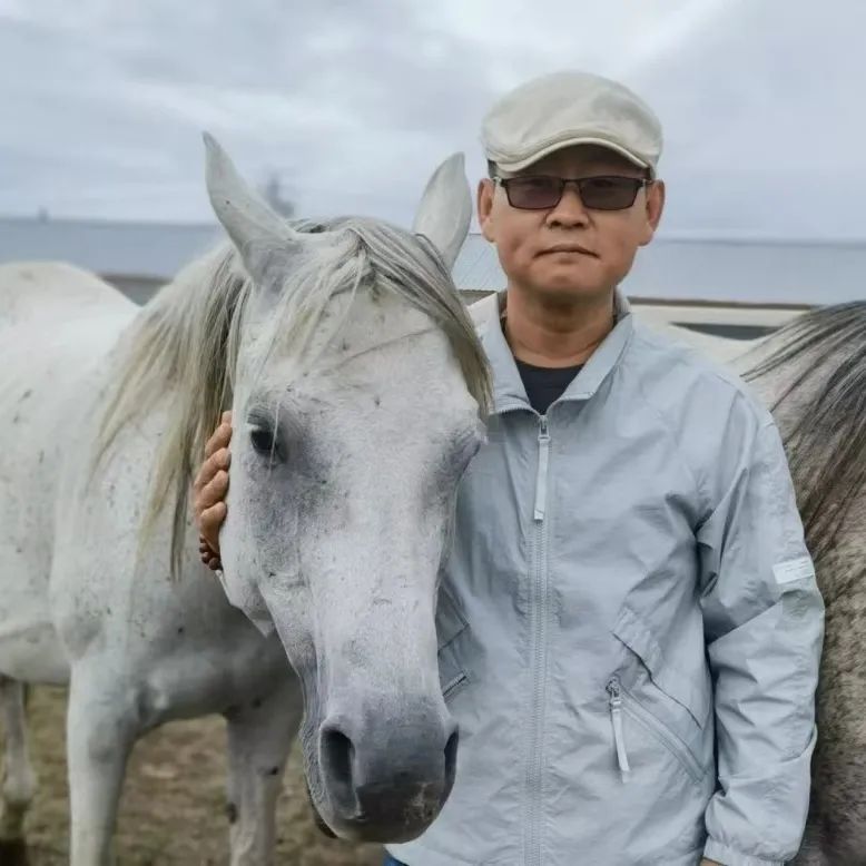 中短篇小说集《草原十二骑手》出版 第6张
