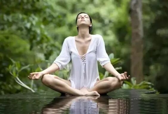 过午不食对身体有什么好处吗?_身体刮痧的好处和坏处_身体倒挂的好处和坏处