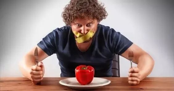 过午不食对身体有什么好处吗?_身体倒挂的好处和坏处_身体刮痧的好处和坏处