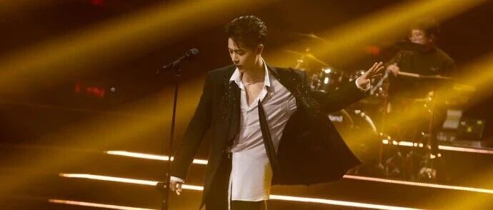 肖战出道九周年&湾区舞台封神！这谁不喊一句内娱天花板！