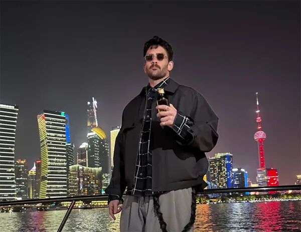 “极致中国化”现象风靡后，外国人来中国旅游。 社交媒体