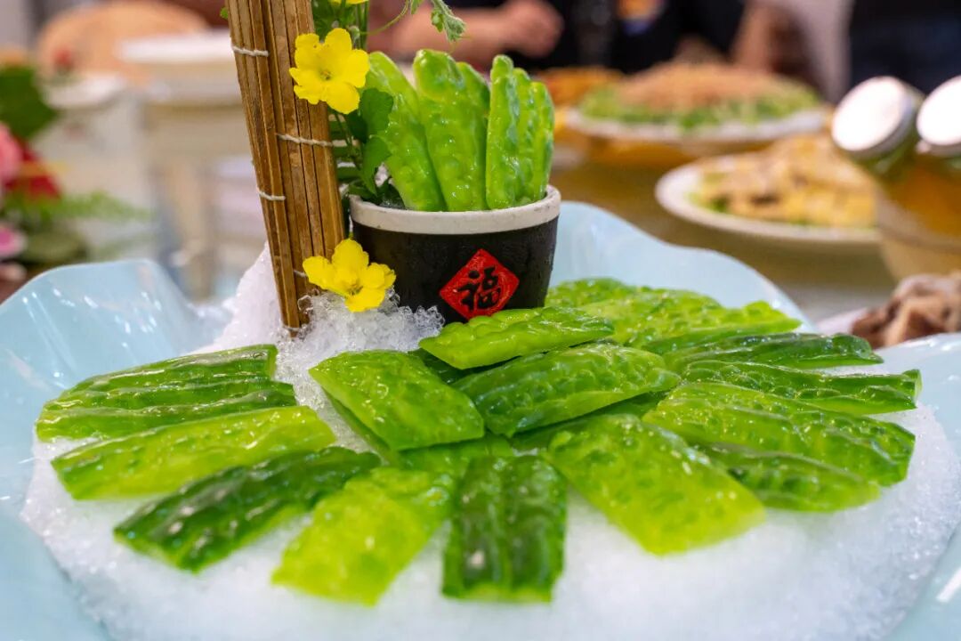 贯通运营!坐上"大号地铁"来佛山,就这么玩!