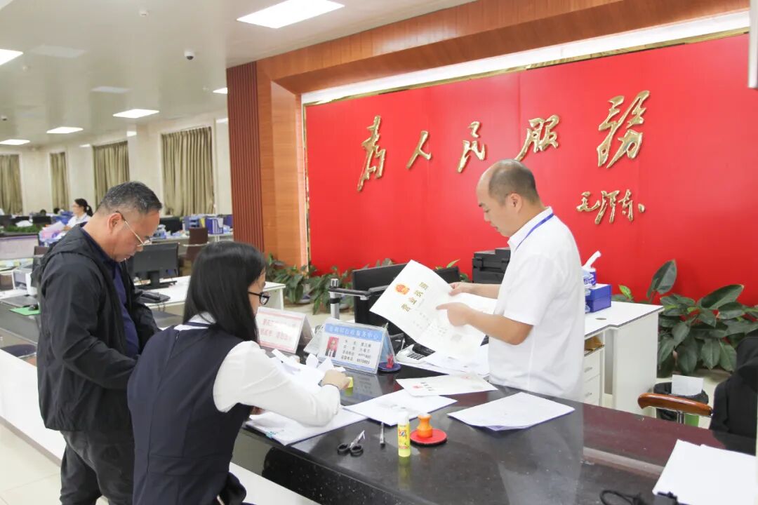 肇庆金利高新区行政服务中心。陈彦成 摄