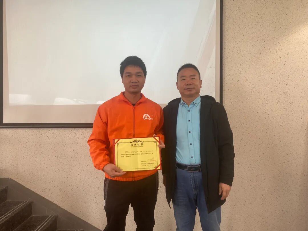 日洋艺术涂料：历时4天，这个培训班圆满结束!