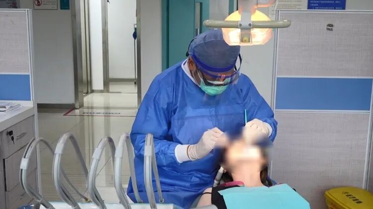 洗牙机器什么牌子好《健康常在》第116期——智慧医疗“黑科技”，机器人频繁现身_https://www.jmylbn.com_新闻资讯_第12张