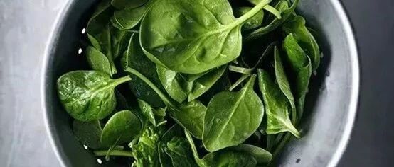 【养生】菠菜配上它，变成了“强心剂”！