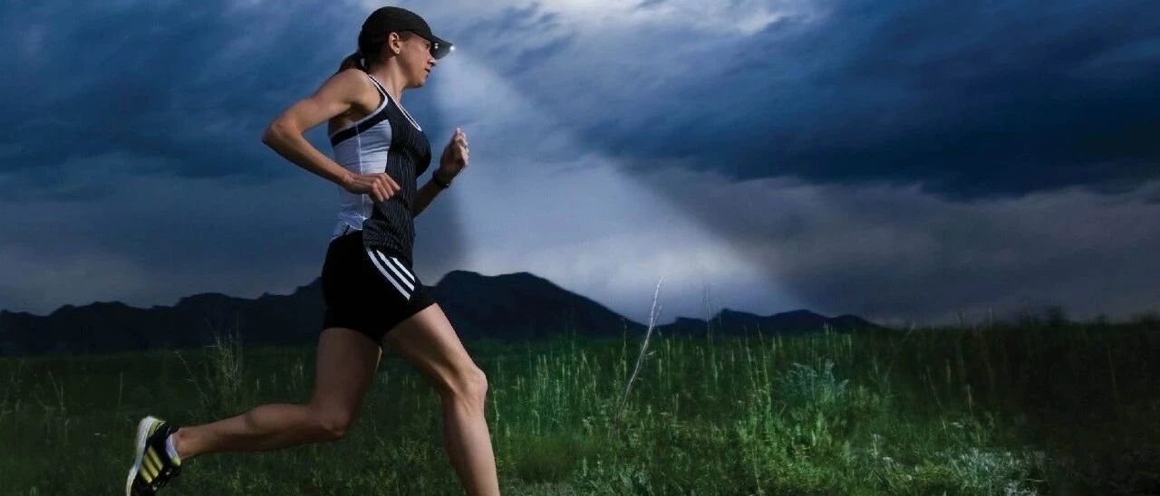 【养生】健身跑易致跟后滑囊炎，如何预防？学会这几招 ~