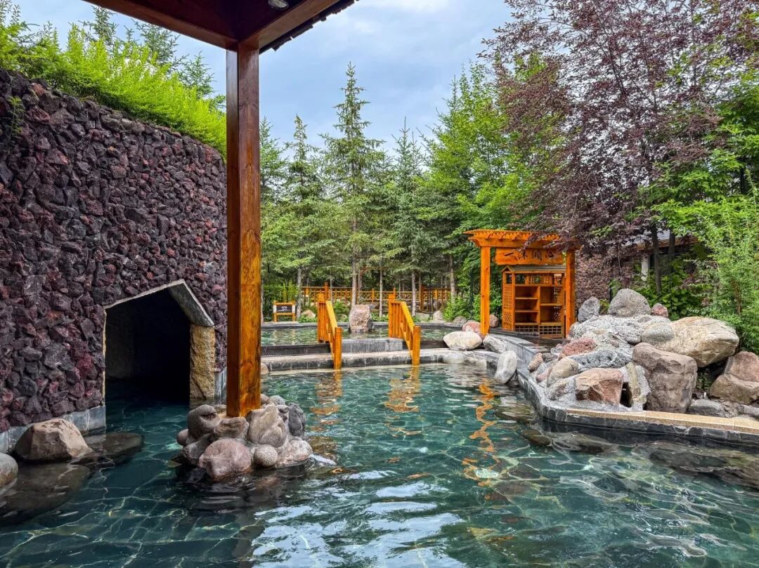 长白山夏季避暑度假 万达国际度假区22℃清凉亲子游玩攻略