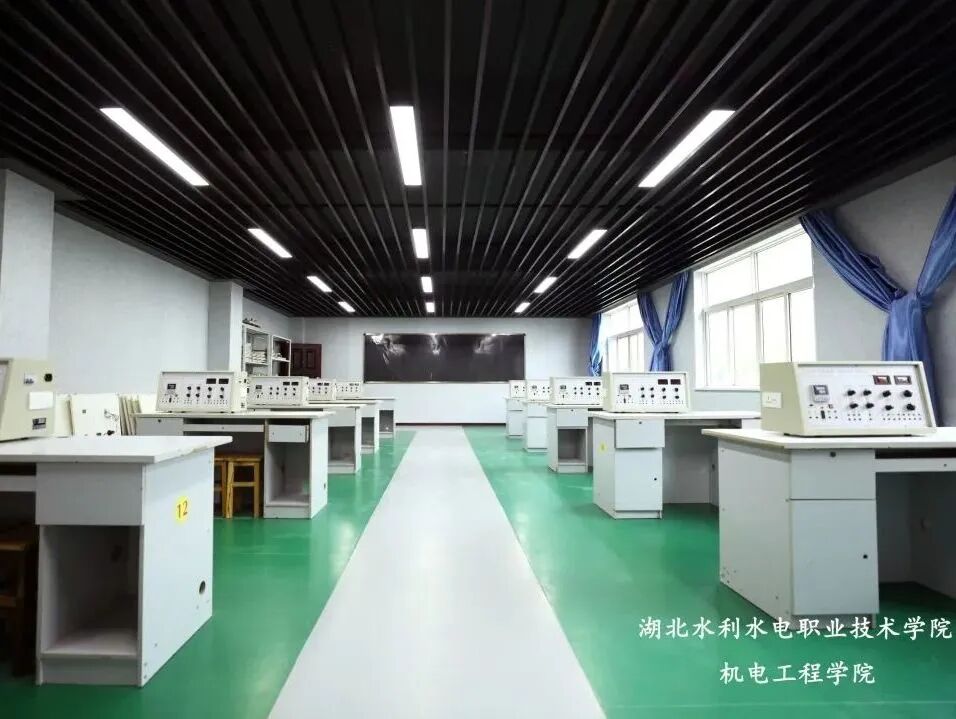 r17.jpg