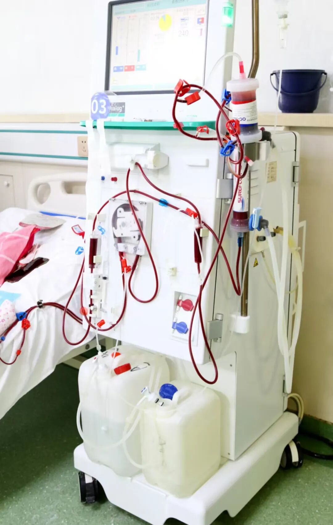 透析护理包是做什么的血透室——守住患者“肾”命线_https://www.jmylbn.com_新闻资讯_第16张