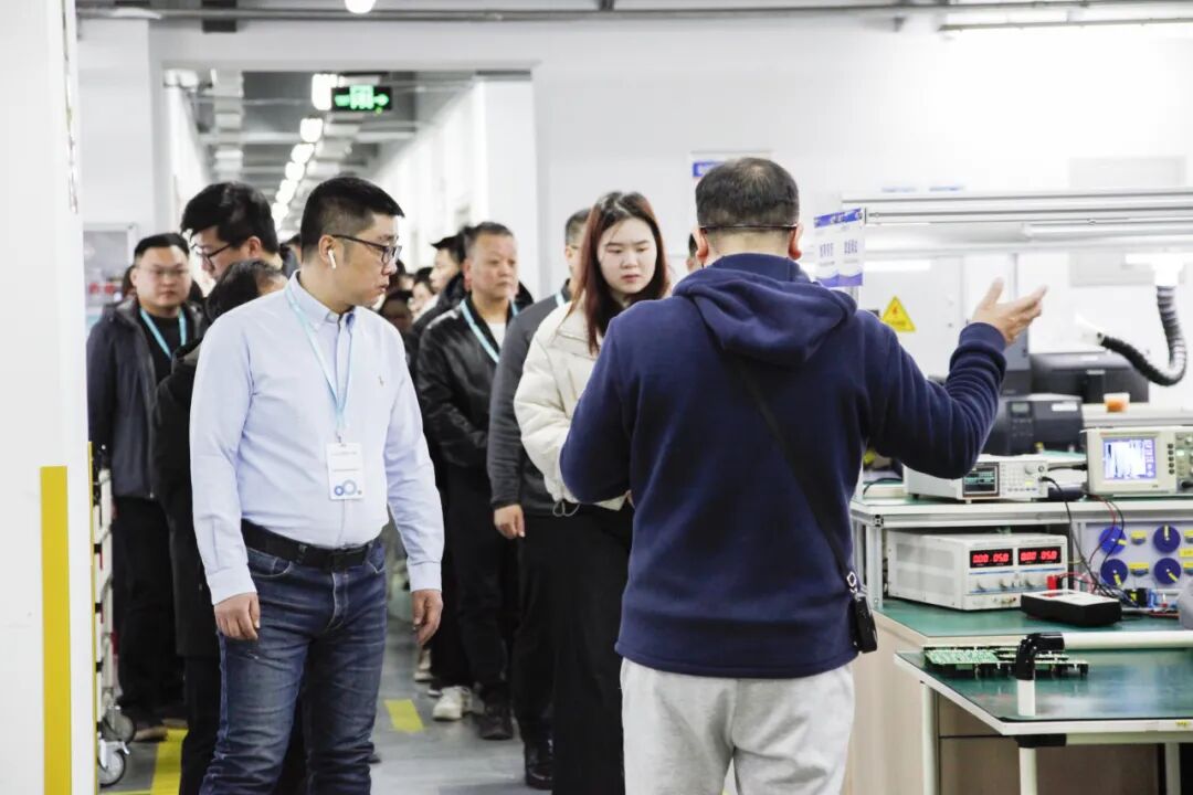 聚力突破，迎戰(zhàn)未來(lái) | 蘭格2025年經(jīng)銷(xiāo)商大會(huì)圓滿落幕