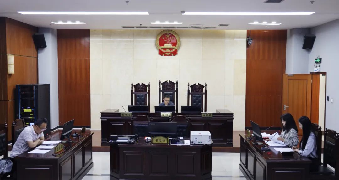 助力提质增效 郑州中院融合法庭首次推出无书记员记录庭审新模式