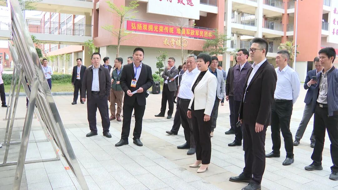 调研组一行先后来到县中等职业技术学校,阳西二中,县方正中学,沙扒镇