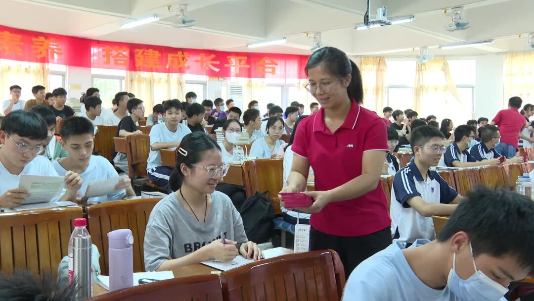 暖心高考阳西一中暖心祝福助力高考