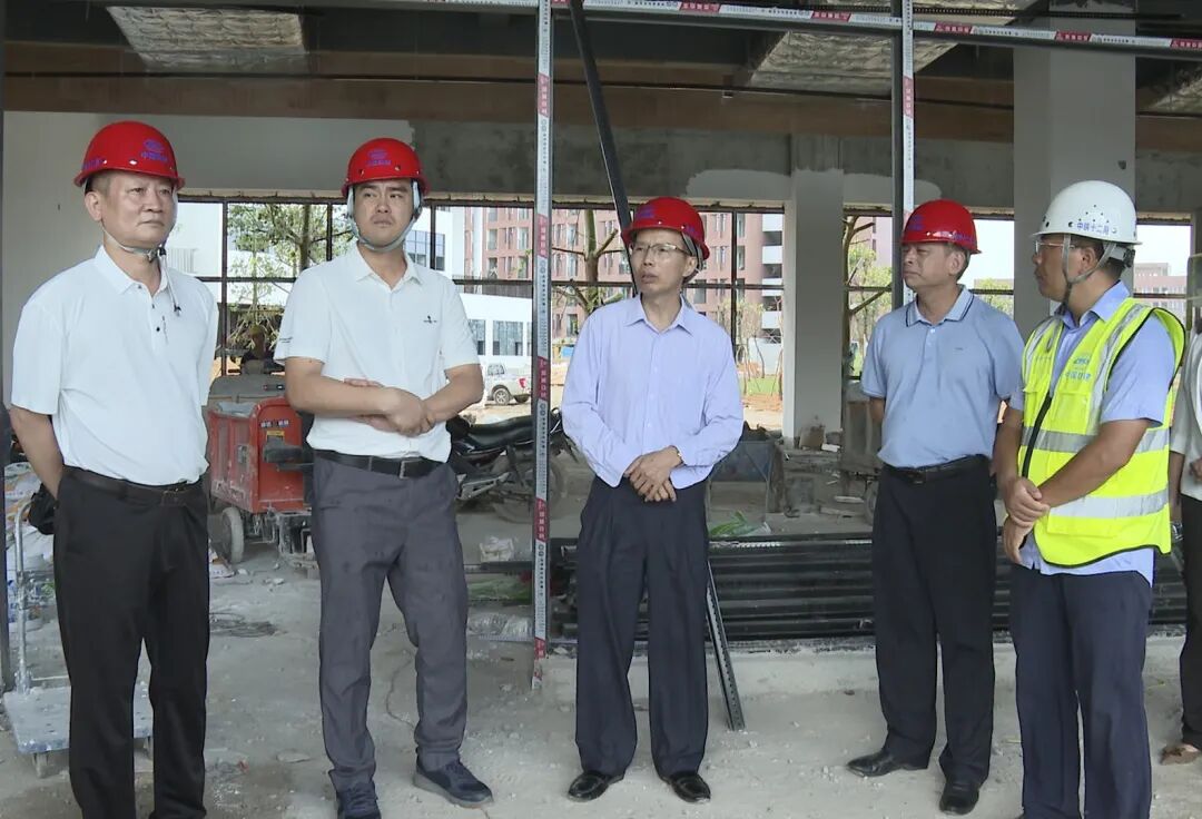 张宜春调研阳西一中新校区项目建设
