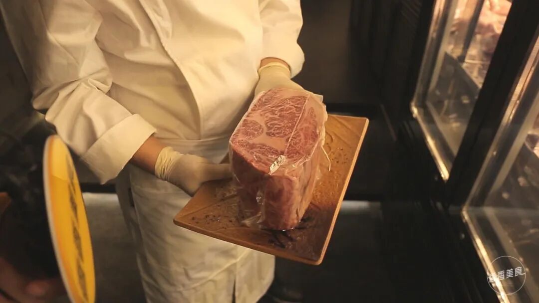 吃肉就吃肉谈什么别墅