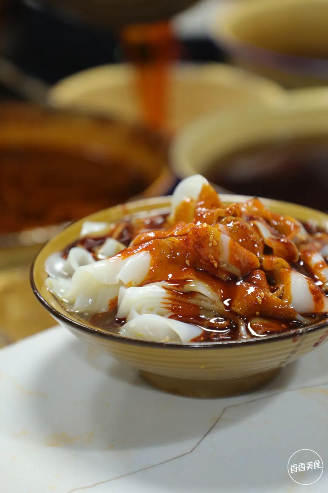 张杏擀面皮(运河上城店)地址:郑州市高新区郑上路和须水河东路交叉