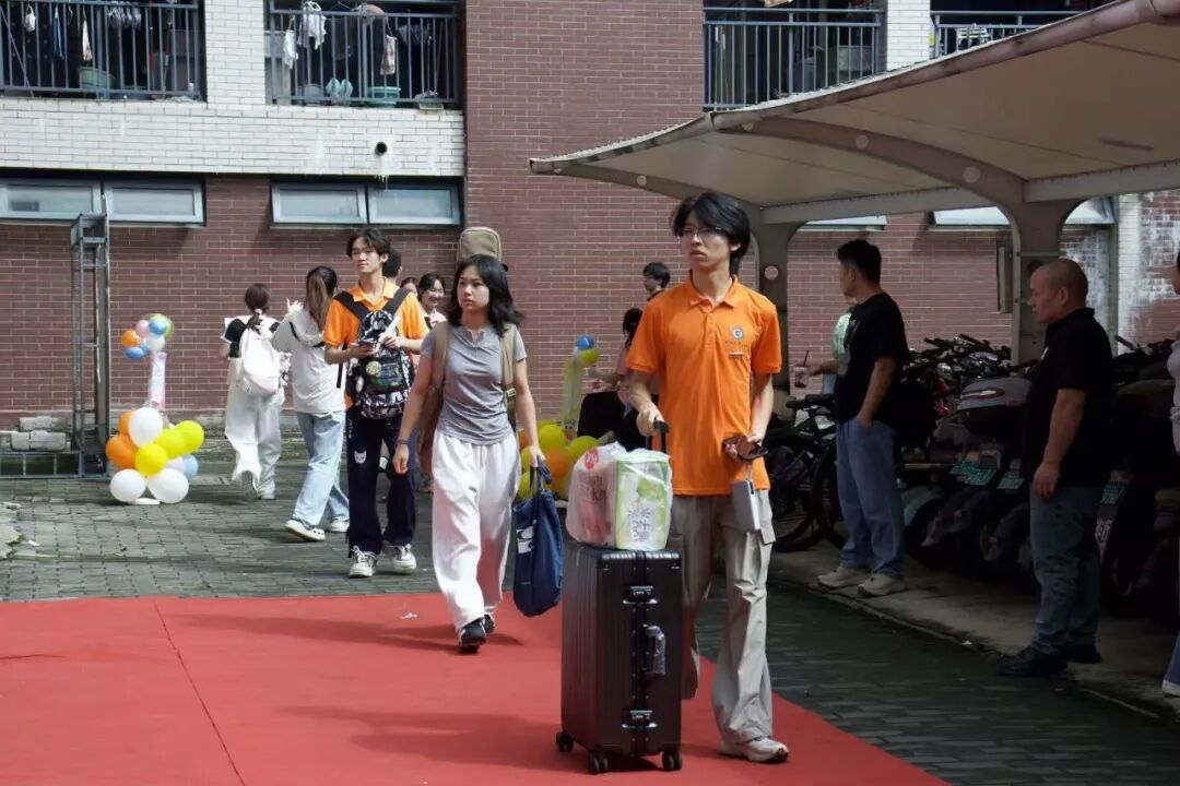 289ca134def12b1c3a04c4594017f3cb.jpg