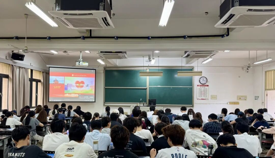 艾滋病和校园常见的传染病防控（吴钧琳摄）.jpg