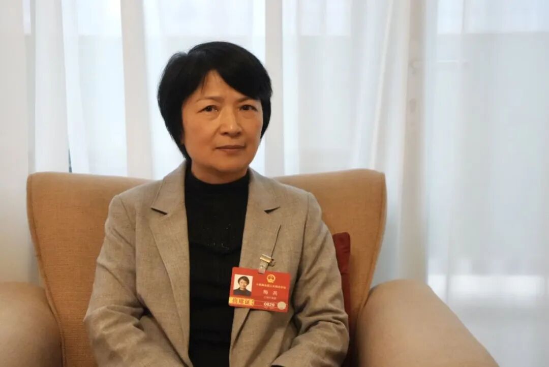 ▲全国人大代表、华东师范大学党委书记梅兵。（南方周末记者韩谦 / 摄）