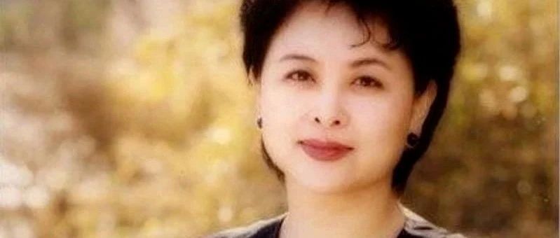 撒贝宁因她爆火,退休5个月后在美国身亡,26字遗言暴露死亡原因