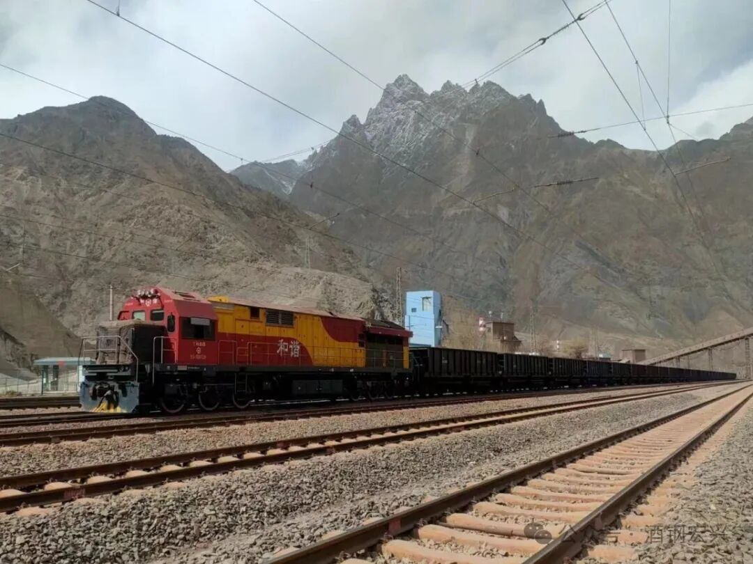 党建领航强根基 五维发力谱新篇 (1).jpg