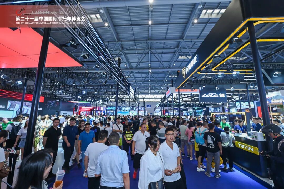 不是迪士尼我的游乐场是中国摩博会