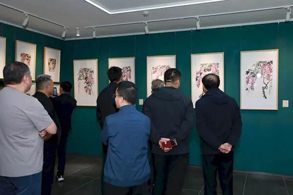 紫云承晖——李俊花鸟画作品展在《中国美术报》艺术中心开展（图2）