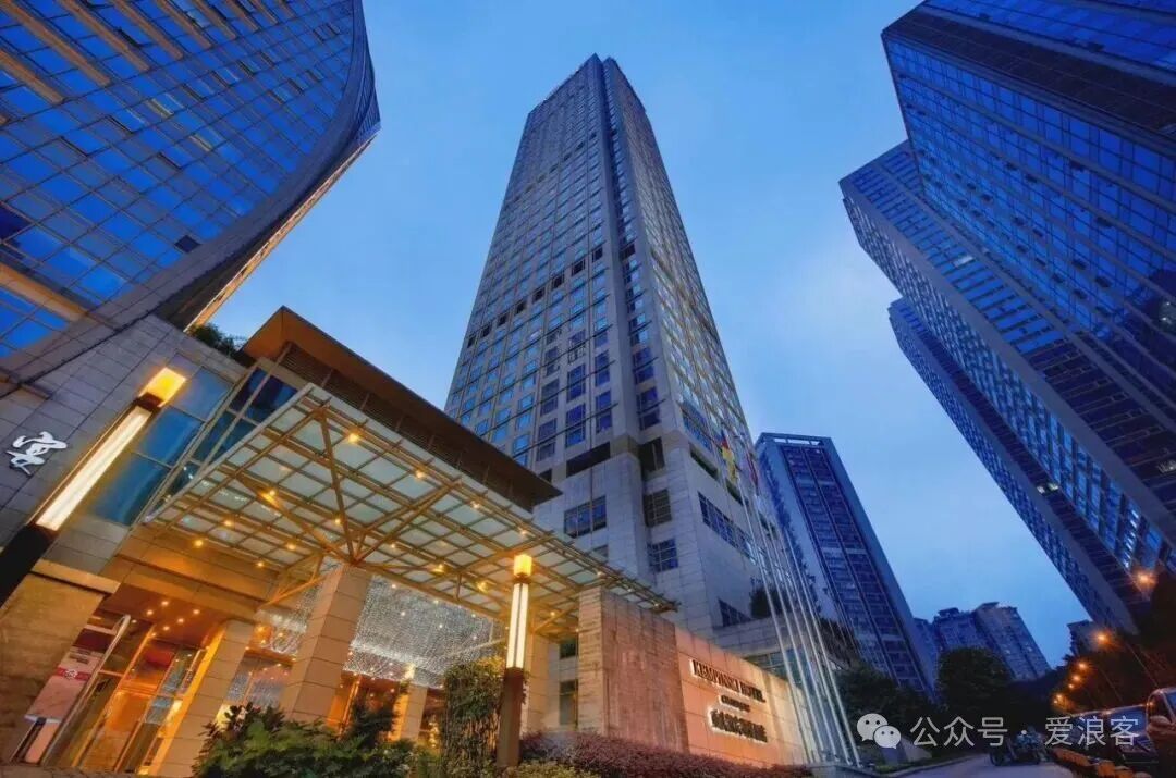 百夫长积分加赠30%万豪日航会籍互通 美团酒店券后套房低价