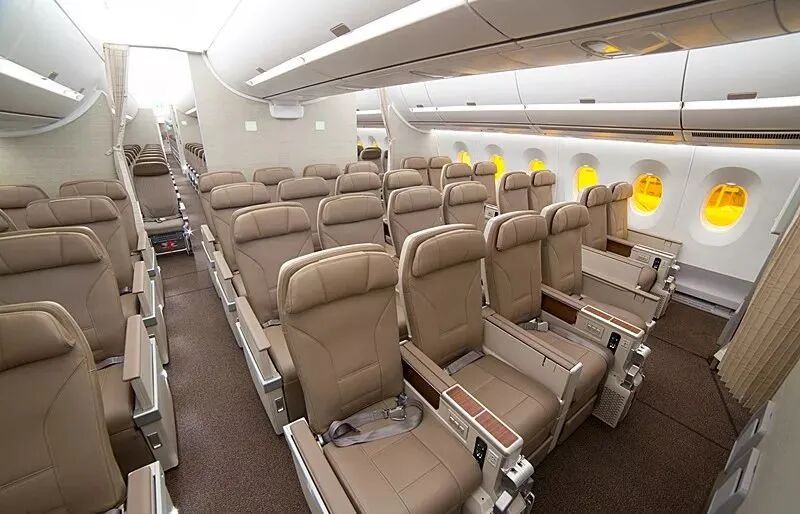 May I help U︱解密东航超级经济舱_搜狐网