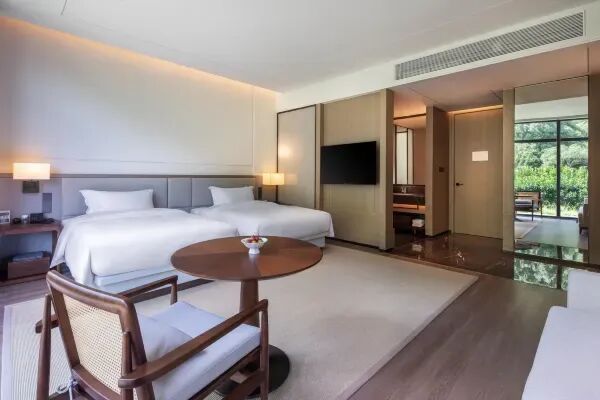 美元跌破6。7国庆东南亚机票1K6起 北海道2K2 神仙居酒店898两晚不加价