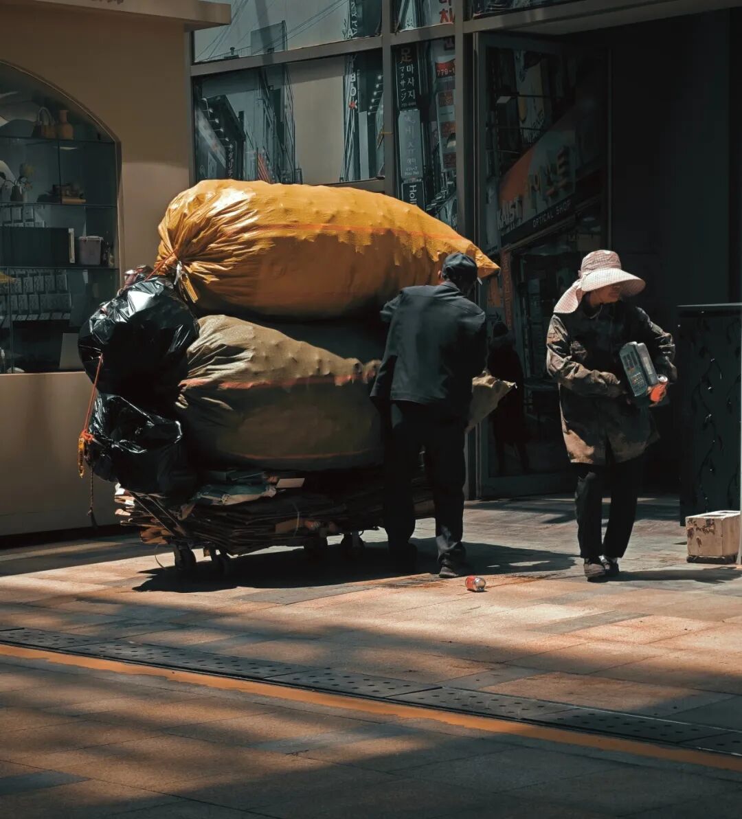 昆传er "镜头下的劳动之美"有奖征集投票通道开启,快来pick